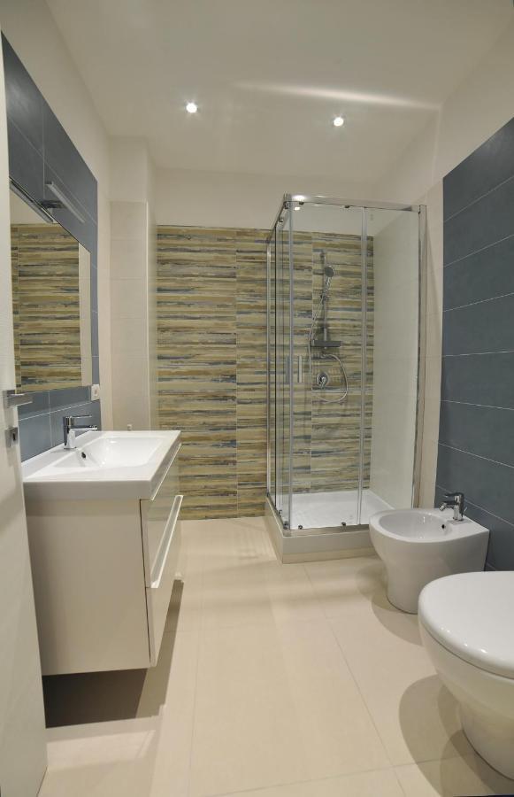 Home 22 Appartamento In Centro Storico - קטאניה מראה חיצוני תמונה