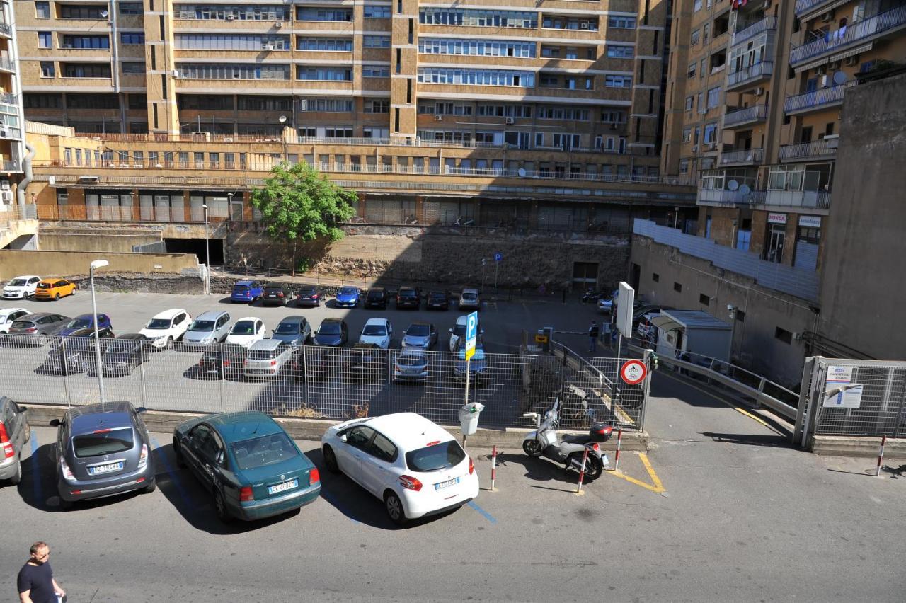 Home 22 Appartamento In Centro Storico - קטאניה מראה חיצוני תמונה